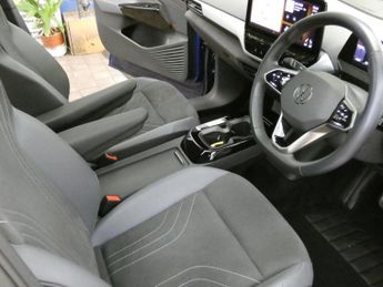 VOLKSWAGEN ID.5 Pro 77kWh Style SUV 5dr Electric Auto (174 ps)