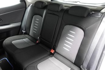 KIA CEED 1.6 CRDi 2 Hatchback 5dr Diesel Auto Euro 5 (126 bhp)