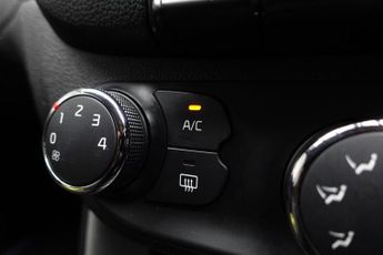 KIA CEED 1.6 CRDi 2 Hatchback 5dr Diesel Auto Euro 5 (126 bhp)