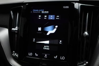VOLVO XC60 2.0h T6 Recharge 11.6kWh R-Design SUV 5dr Petrol Plug-in Hybrid 