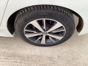 NISSAN LEAF 40kWh Acenta Hatchback 5dr Electric Auto (150 ps)