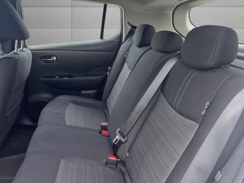NISSAN LEAF 40kWh Acenta Hatchback 5dr Electric Auto (150 ps)