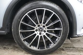 MERCEDES-BENZ GLC 2.1 GLC220d AMG Line (Premium) SUV 5dr Diesel G-Tronic 4MATIC Eu