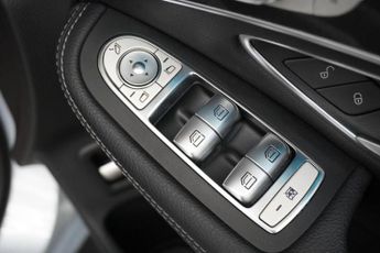 MERCEDES-BENZ GLC 2.1 GLC220d AMG Line (Premium) SUV 5dr Diesel G-Tronic 4MATIC Eu