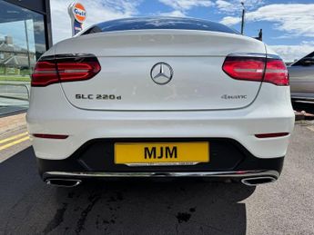 MERCEDES-BENZ GLC 2.1 GLC220d AMG Line (Premium) Coupe 5dr Diesel G-Tronic 4MATIC 