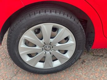PEUGEOT 108 1.0 Active Hatchback 5dr Petrol 2 Tronic Euro 6 (68 ps)