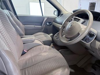 RENAULT SCENIC 1.6 VVT Privilege MPV 5dr Petrol Automatic (191 g/km, 111 bhp)