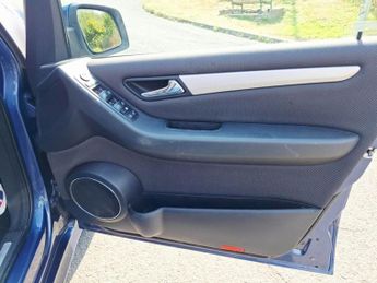 MERCEDES-BENZ B CLASS 2.0 B180 CDI Sport MPV 5dr Diesel CVT (158 g/km, 109 bhp)