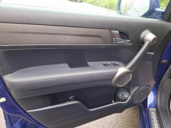 HONDA CR-V 2.0 i-VTEC EX SUV 5dr Petrol Auto 4WD Euro 5 (150 ps)