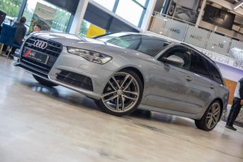 AUDI A6 AVANT 2.0 TDI Black Edition Estate 5dr Diesel S Tronic quattro Euro 6 