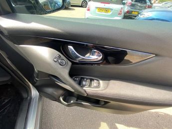 NISSAN QASHQAI 1.3 DIG-T Acenta Premium SUV 5dr Petrol DCT Auto Euro 6 (s/s) (1
