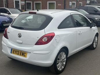 VAUXHALL CORSA 1.4 16V SE Hatchback 3dr Petrol Auto Euro 5 (100 ps)