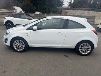 VAUXHALL CORSA 1.4 16V SE Hatchback 3dr Petrol Auto Euro 5 (100 ps)