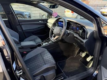 VOLKSWAGEN GOLF 2.0 TDI R-Line Hatchback 5dr Diesel DSG Euro 6 (s/s) (150 ps)