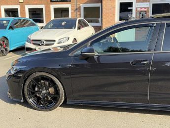VOLKSWAGEN GOLF 2.0 TDI R-Line Hatchback 5dr Diesel DSG Euro 6 (s/s) (150 ps)