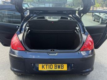 PEUGEOT 308 1.6 VTi S Hatchback 5dr Petrol Automatic (165 g/km, 120 bhp)