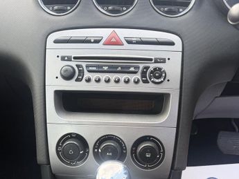PEUGEOT 308 1.6 VTi S Hatchback 5dr Petrol Automatic (165 g/km, 120 bhp)