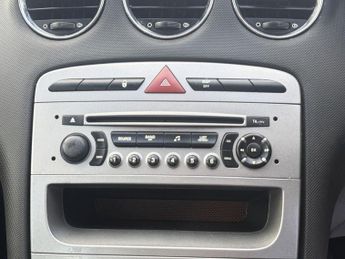 PEUGEOT 308 1.6 VTi S Hatchback 5dr Petrol Automatic (165 g/km, 120 bhp)
