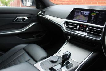 BMW 3 SERIES 3.0 M340i MHT Saloon 4dr Petrol Hybrid Auto xDrive Euro 6 (s/s) 