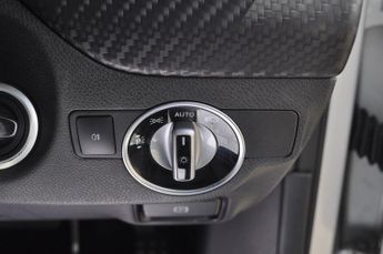 MERCEDES-BENZ A-CLASS 2.1 A200d AMG Line (Premium) Hatchback 5dr Diesel 7G-DCT Euro 6 