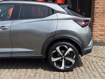 NISSAN JUKE 1.0 DIG-T Tekna SUV 5dr Petrol DCT Auto Euro 6 (s/s) (114 ps)