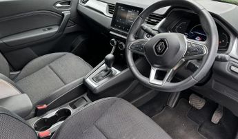 RENAULT CAPTUR 1.6 E-TECH techno SUV 5dr Petrol Hybrid Auto Euro 6 (s/s) (145 p