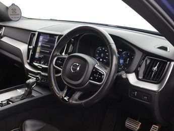 VOLVO XC60 2.0 D4 R-Design SUV 5dr Diesel Auto AWD Euro 6 (s/s) (190 ps)