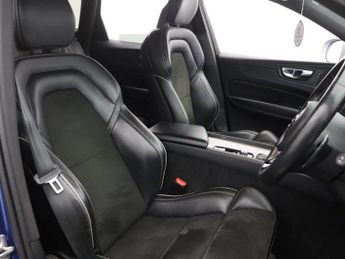 VOLVO XC60 2.0 D4 R-Design SUV 5dr Diesel Auto AWD Euro 6 (s/s) (190 ps)