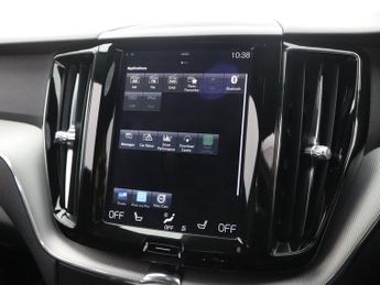 VOLVO XC60 2.0 D4 R-Design SUV 5dr Diesel Auto AWD Euro 6 (s/s) (190 ps)