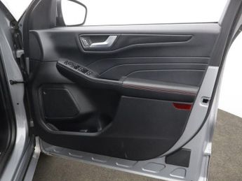 FORD KUGA 2.5 EcoBoost Duratec 14.4kWh ST-Line SUV 5dr Petrol Plug-in Hybr