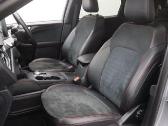 FORD KUGA 2.5 EcoBoost Duratec 14.4kWh ST-Line SUV 5dr Petrol Plug-in Hybr