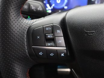 FORD KUGA 2.5 EcoBoost Duratec 14.4kWh ST-Line SUV 5dr Petrol Plug-in Hybr