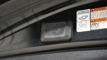 TOYOTA RAV4 2.5 VVT-h Excel SUV 5dr Petrol Hybrid CVT 4WD Euro 6 (s/s) (197 