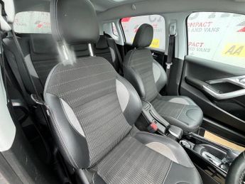 PEUGEOT 2008 1.2 PureTech Allure Premium SUV 5dr Petrol EAT Euro 6 (s/s) (110