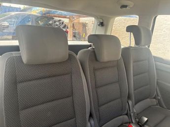 VOLKSWAGEN TOURAN 1.6 TDI SE MPV 5dr Diesel Manual Euro 5 (105 ps)