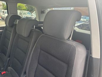 VOLKSWAGEN TOURAN 1.6 TDI SE MPV 5dr Diesel Manual Euro 5 (105 ps)