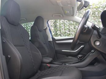 SKODA KAROQ 1.5 TSI ACT SE Technology SUV 5dr Petrol DSG Euro 6 (s/s) (150 p