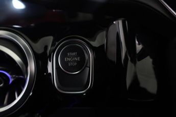 MERCEDES-BENZ GLA 1.3 GLA250e 15.6kWh Exclusive Edition (Premium) 8G-DCT Euro 6 (s