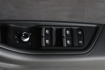 AUDI A4 2.0 TFSI 35 Black Edition S Tronic Euro 6 (s/s) 4dr