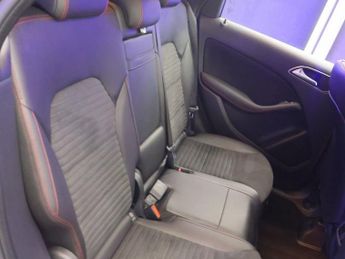 MERCEDES-BENZ B CLASS 2.1 B200d AMG Line (Premium Plus) MPV 5dr Diesel 7G-DCT Euro 6 (