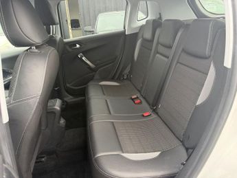 PEUGEOT 2008 1.6 BlueHDi Allure SUV 5dr Diesel Manual Euro 6 (s/s) (100 ps)