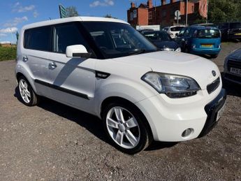 KIA SOUL 1.6 CRDi Echo SUV 5dr Diesel Manual Euro 4 (126 bhp)