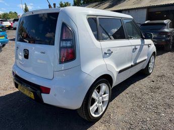 KIA SOUL 1.6 CRDi Echo SUV 5dr Diesel Manual Euro 4 (126 bhp)