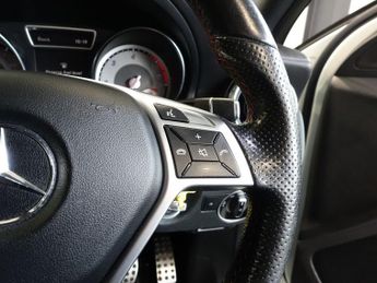 MERCEDES-BENZ GLA 2.1 GLA200d AMG Line SUV 5dr Diesel 7G-DCT Euro 6 (s/s) (136 ps)