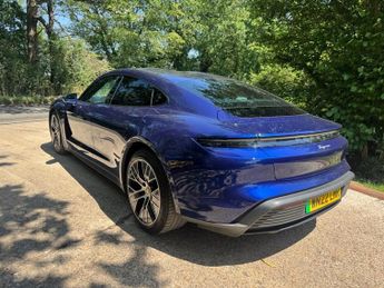 PORSCHE TAYCAN Performance Plus 93.4kWh Saloon 4dr Electric Auto RWD (11kW Char