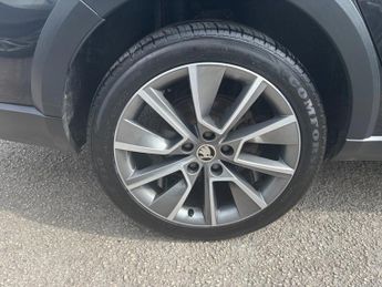 SKODA OCTAVIA 2.0 TDI Scout Estate 5dr Diesel DSG 4WD Auto Euro 6 (s/s) (150 p