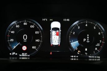 VOLVO XC90 2.0 B5 MHEV Momentum SUV 5dr Petrol Hybrid Auto 4WD Euro 6 (s/s)