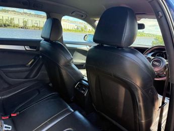 AUDI A4 AVANT 2.0 TDI S line Estate 5dr Diesel Multitronic Euro 5 (s/s) (150 p