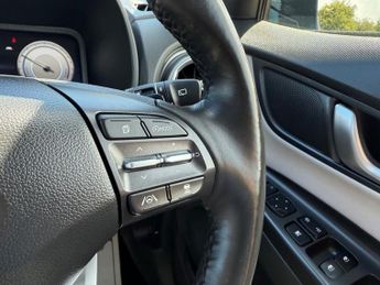 HYUNDAI KONA 64kWh Ultimate SUV 5dr Electric Auto (10.5kW Charger) (204 ps)