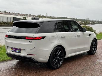 LAND ROVER RANGE ROVER SPORT 3.0 D300 MHEV Dynamic SE SUV 5dr Diesel Auto 4WD Euro 6 (s/s) (3